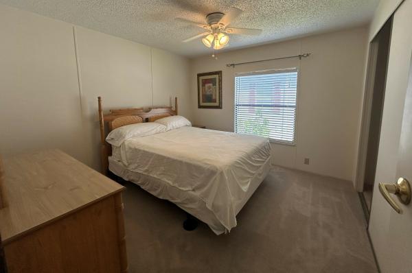 1989 HOMES OF MERIT Mobile Home