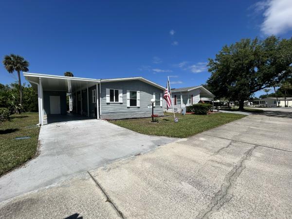 1989 HOMES OF MERIT Mobile Home