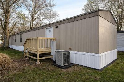 Mobile Home at 65 Deerwood Park Centralia, IL 62801