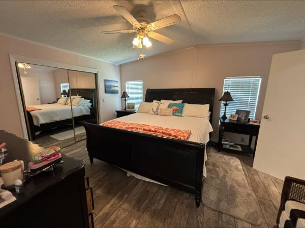 1990 Chandeleur Homes Mobile Home