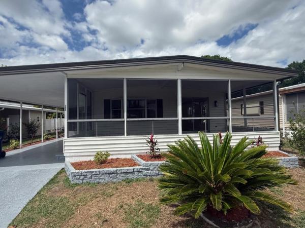 1976 BAYWOOD Mobile Home For Sale