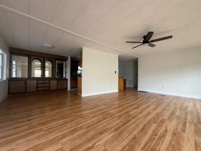 Photo 2 of 20 of home located at 398 Brookwood Drive Ellenton, FL 34222