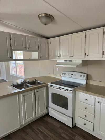 Mobile Home at 1625 Nocatee Ave Lot 412 Jacksonville, FL 32221