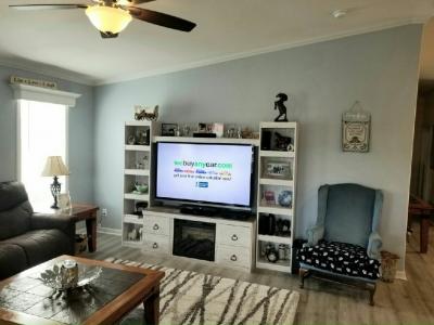 Photo 3 of 20 of home located at 40940 Roselle Loop Zephyrhills, FL 33540