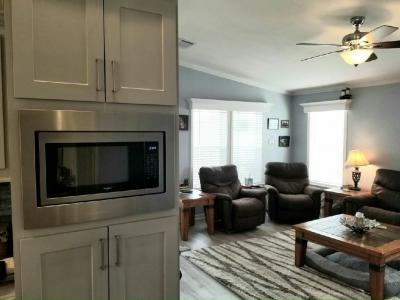 Photo 5 of 20 of home located at 40940 Roselle Loop Zephyrhills, FL 33540