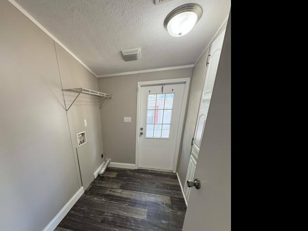 2005 Clayton Homes Inc Riverwood Mobile Home