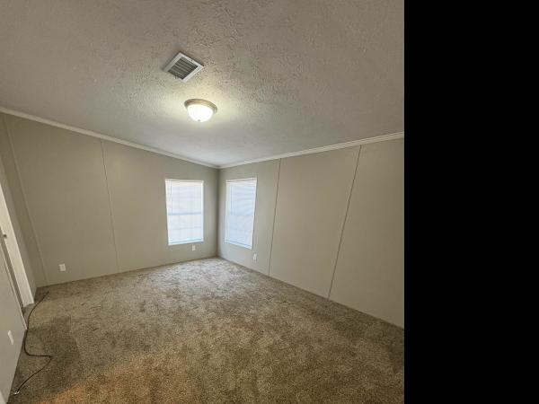 2005 Clayton Homes Inc Riverwood Mobile Home