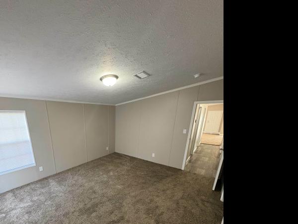 2005 Clayton Homes Inc Riverwood Mobile Home