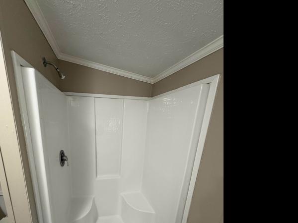 2005 Clayton Homes Inc Riverwood Mobile Home