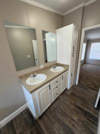 2005 Clayton Homes Inc Riverwood Mobile Home