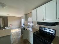 2014 CHAMPION HOME BUILDERS, INC REDMAN 12GRM2856A Mobile Home