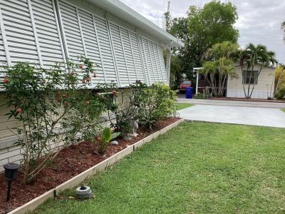 Photo 4 of 17 of home located at 34904 SW 187th Ct Homestead, FL 33034