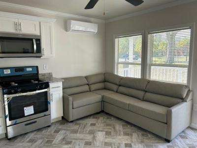 Photo 4 of 26 of home located at 28229 Cr 33, Lot W353 Leesburg, FL 34748