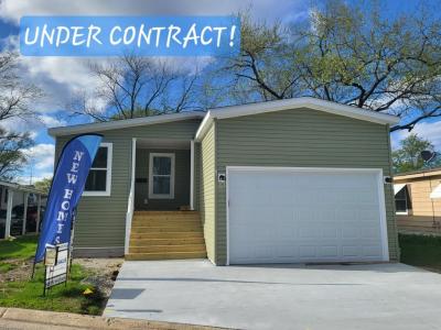 Mobile Home at 130 Parkwood Road Elgin, IL 60123