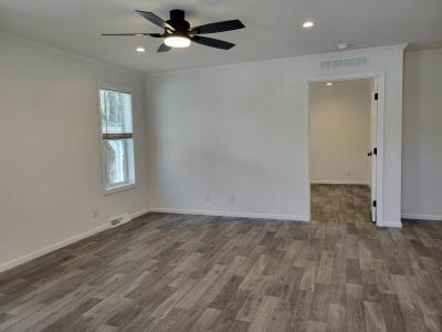 Photo 5 of 19 of home located at 1143 Bayside Road Elgin, IL 60123