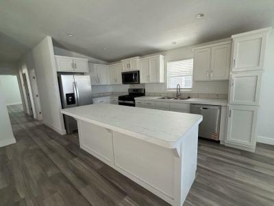 Photo 4 of 20 of home located at 4400 W Florida Avenue #86 Hemet, CA 92545