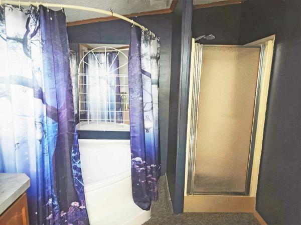 2001 Liberty NU285663 Manufactured Home