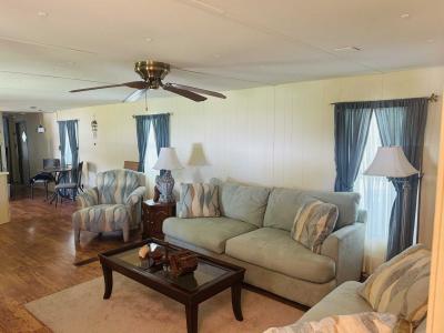 Photo 4 of 13 of home located at 66 Rose Drive Fruitland Park, FL 34731