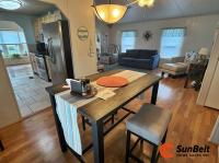 1985 TWIN Mobile Home