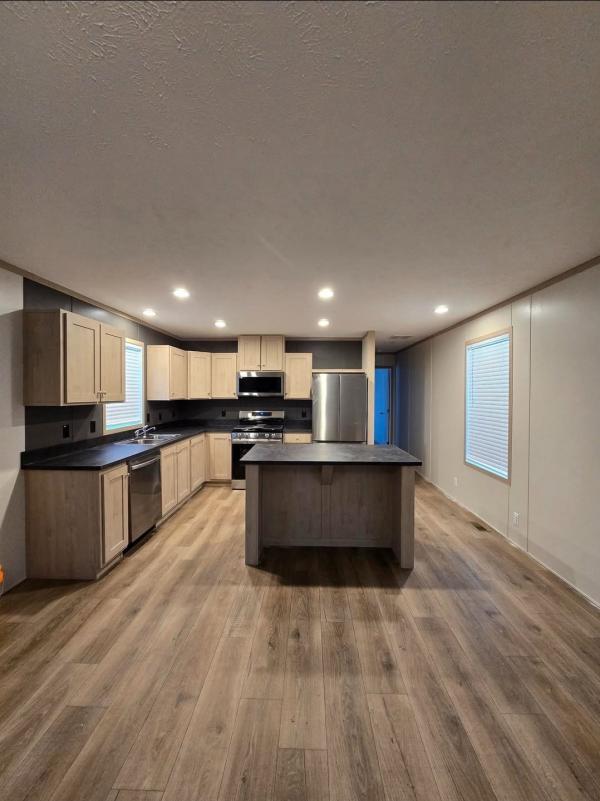 2025  Mobile Home For Sale
