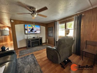 Photo 5 of 32 of home located at 5431 E 35th Street Lot 241 Silver Springs, FL 34488