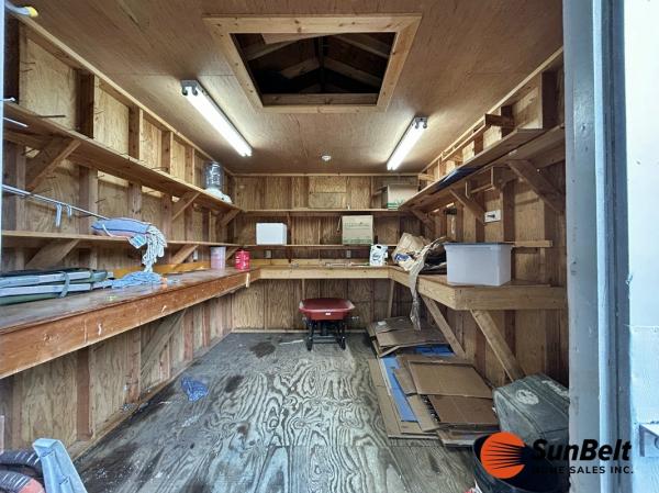 1981 WING Mobile Home