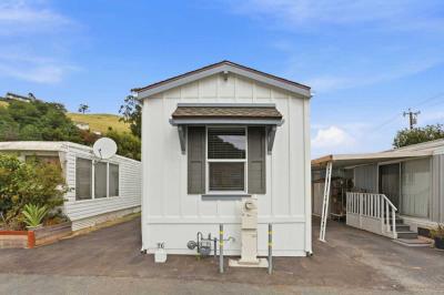 Photo 2 of 10 of home located at 3800 Bayshore Blvd. #36 Brisbane, CA 94005