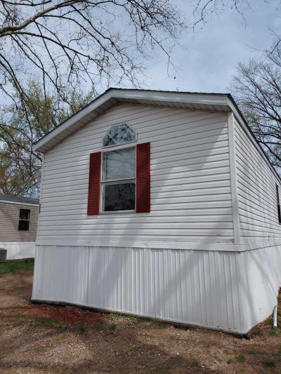 Photo 2 of 17 of home located at 301 Mantle Ave #285M Jackson, MI 49202