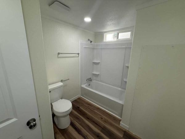 1980 Governor Mobile Home