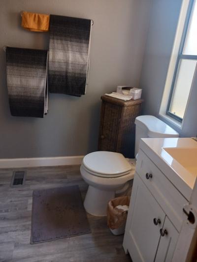 Photo 5 of 22 of home located at 5700 Bayshore Rd. #407 Palmetto, FL 34221