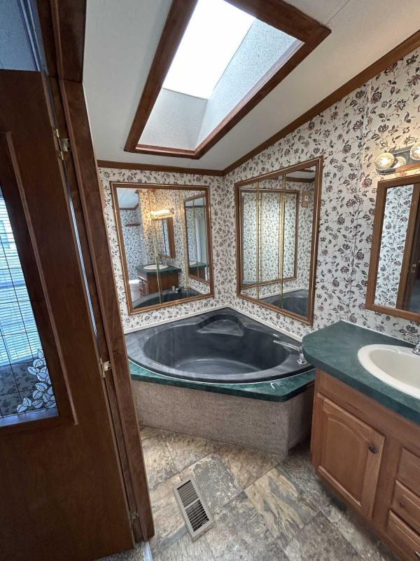 1994 Mobile Home