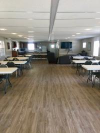 1975 Chateau Single Section Mobile Home