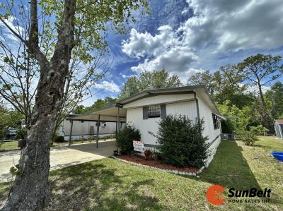 Photo 3 of 31 of home located at 5431 NE 35th Street Lot 224 Silver Springs, FL 34488