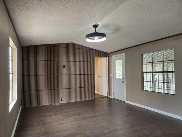 1987 Champion Manufactured Home