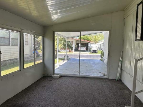 1984 CORO Manufactured Home