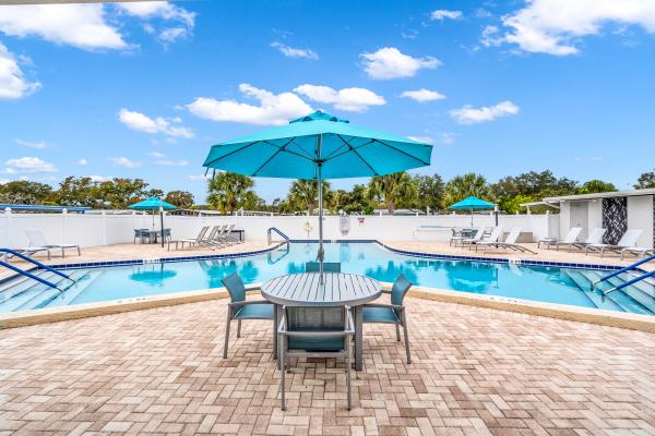 1984 CORO Manufactured Home