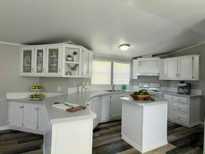 Mobile Home at 11403 Marge Way Tampa, FL 33637