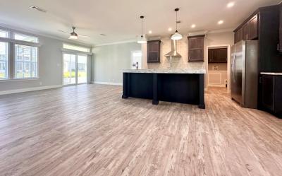 Photo 4 of 25 of home located at 2708 Pier Drive Ruskin, FL 33570