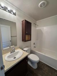 2015 Clayton 76747 Mobile Home