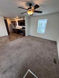 2015 Clayton 76747 Mobile Home