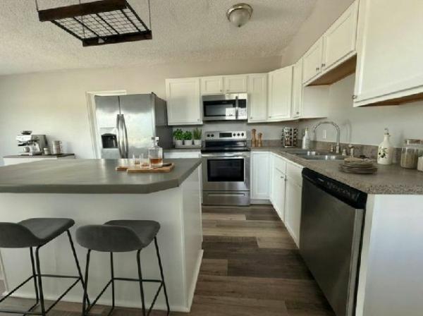 Apartment Apartment Manufactured Home