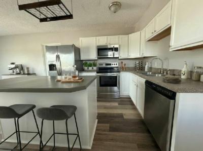 Mobile Home at 10675 Seminole Blvd, Lot Apt 1-2 Largo, FL 33778