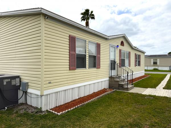 1999 GREE FLFLX70A/B26963GH21 Mobile Home