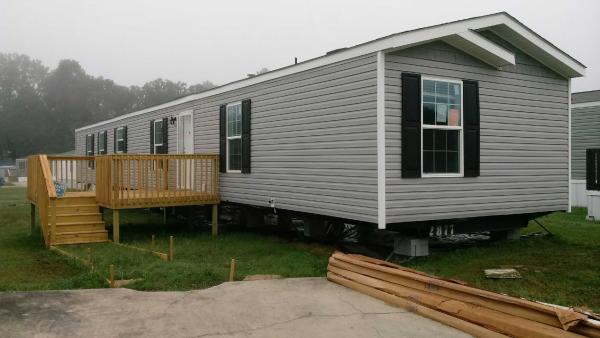 2017 Clayton Homes Inc Mobile Home For Sale