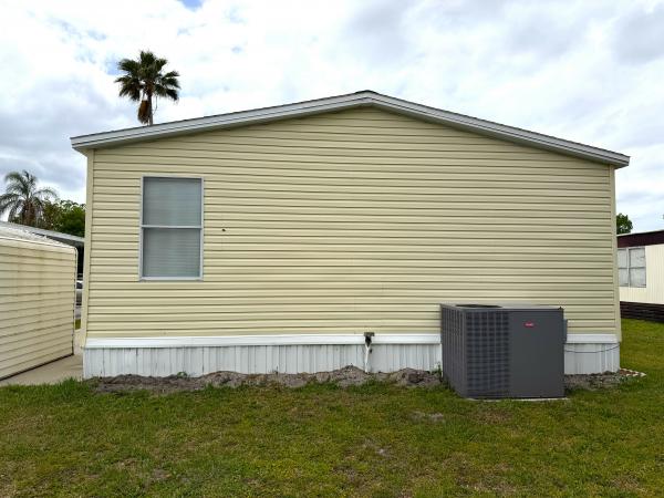 1999 GREE FLFLX70A/B26963GH21 Mobile Home