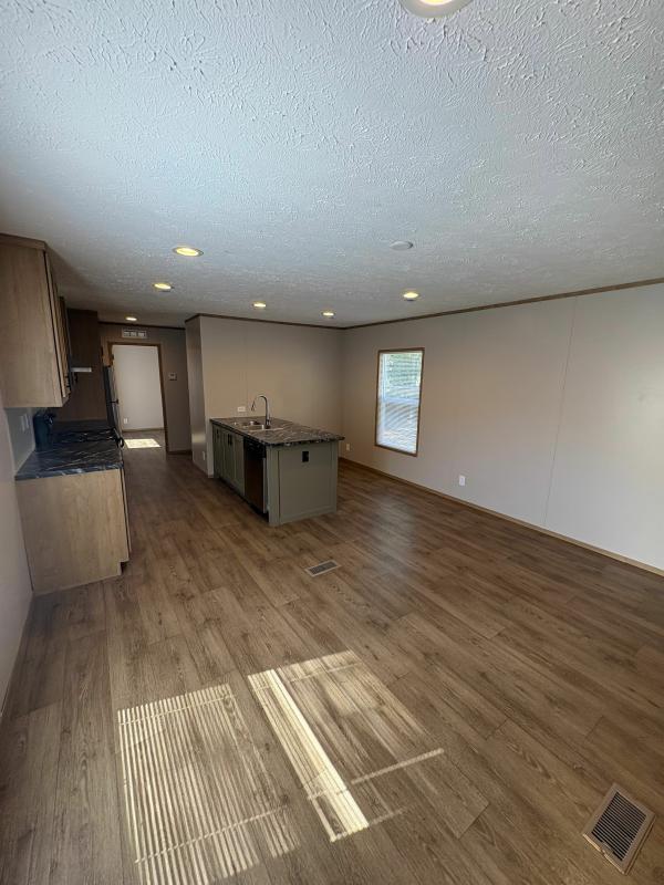 2022 Clayton Homes Inc Epic Journey Mobile Home