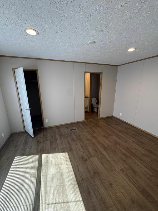 2022 Clayton Homes Inc Epic Journey Mobile Home