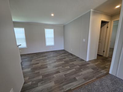 Photo 3 of 9 of home located at 370 Red Pine Drive Flint, MI 48506