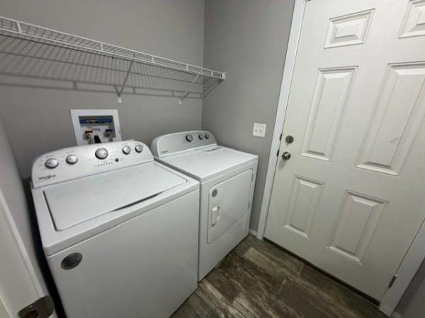 2021 Clayton Homes Inc Revolution Mobile Home
