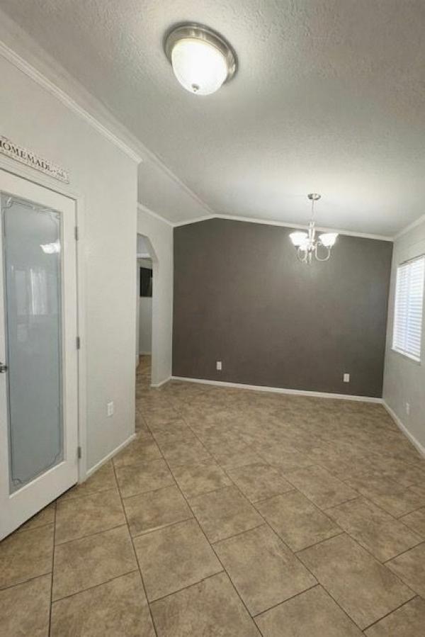 2022 SWHD384 Mobile Home
